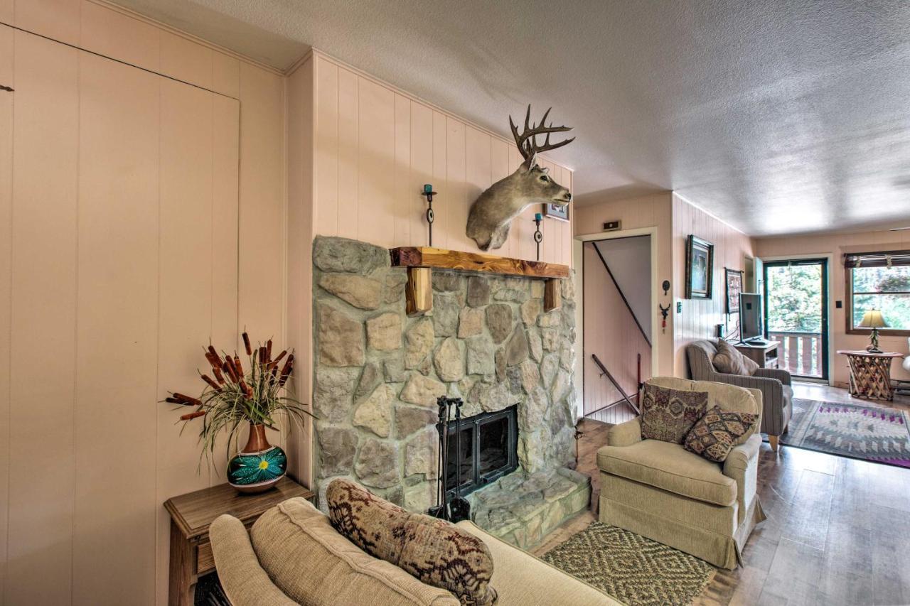 Red River Ski Condo On Main St - Mtn View! 外观 照片