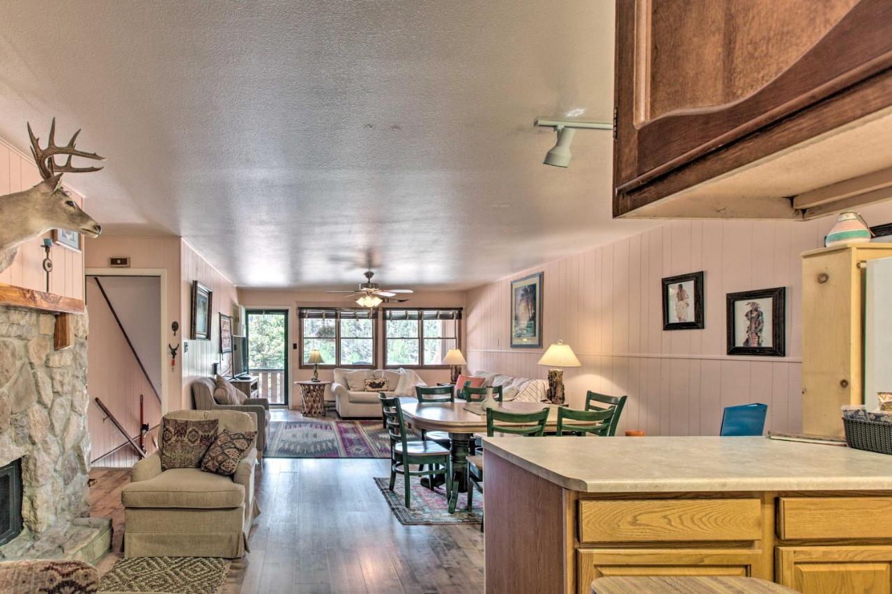 Red River Ski Condo On Main St - Mtn View! 外观 照片