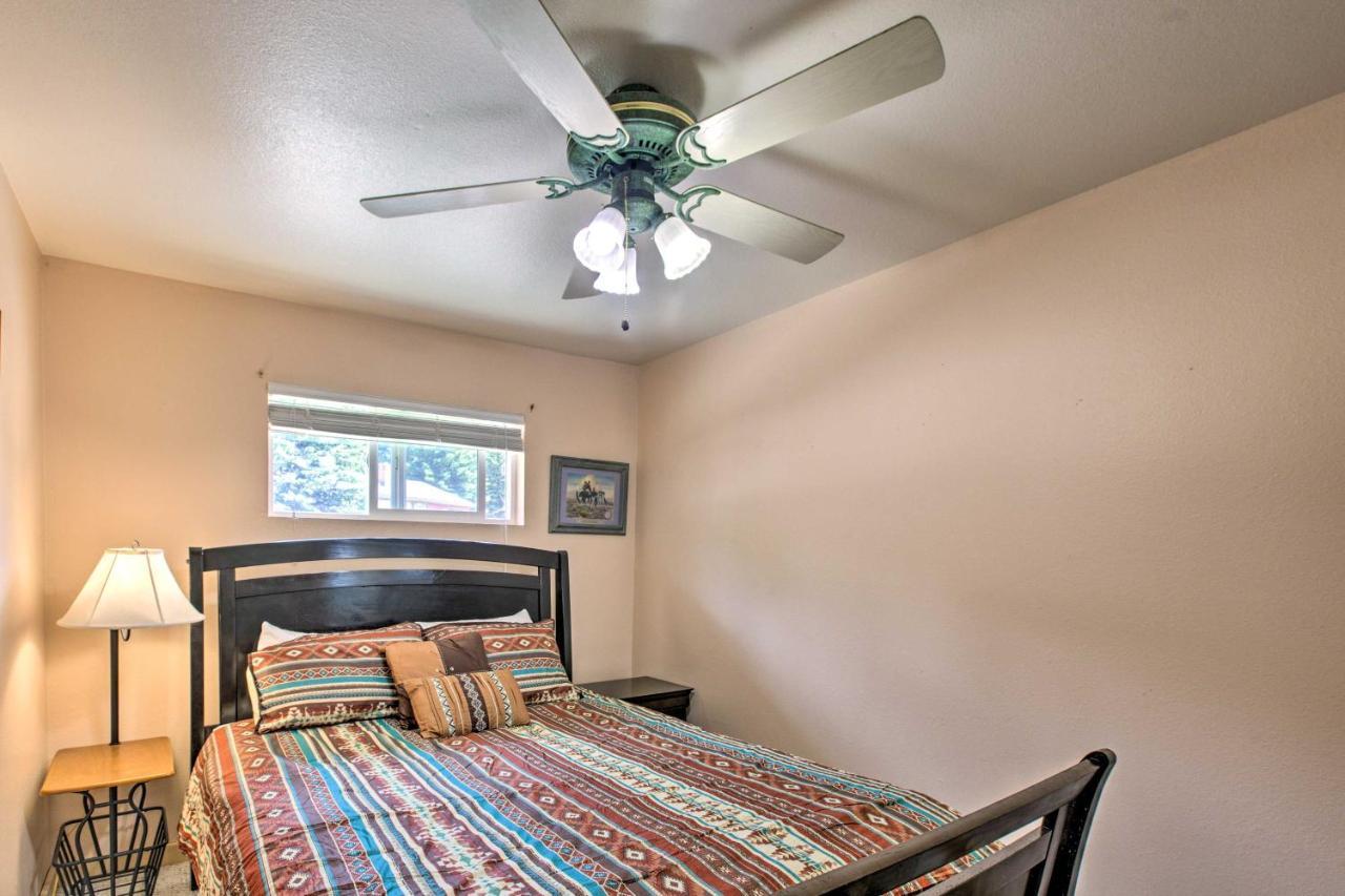 Red River Ski Condo On Main St - Mtn View! 外观 照片